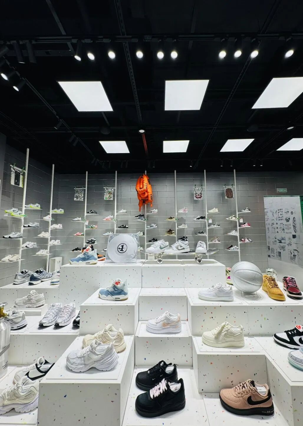 �й���1277�Ǽʵ�����Ϸ(�ɷ����޹�˾)-Official website